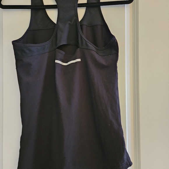 Woman's Adidas Tank size small, black - Picture 3 of 3